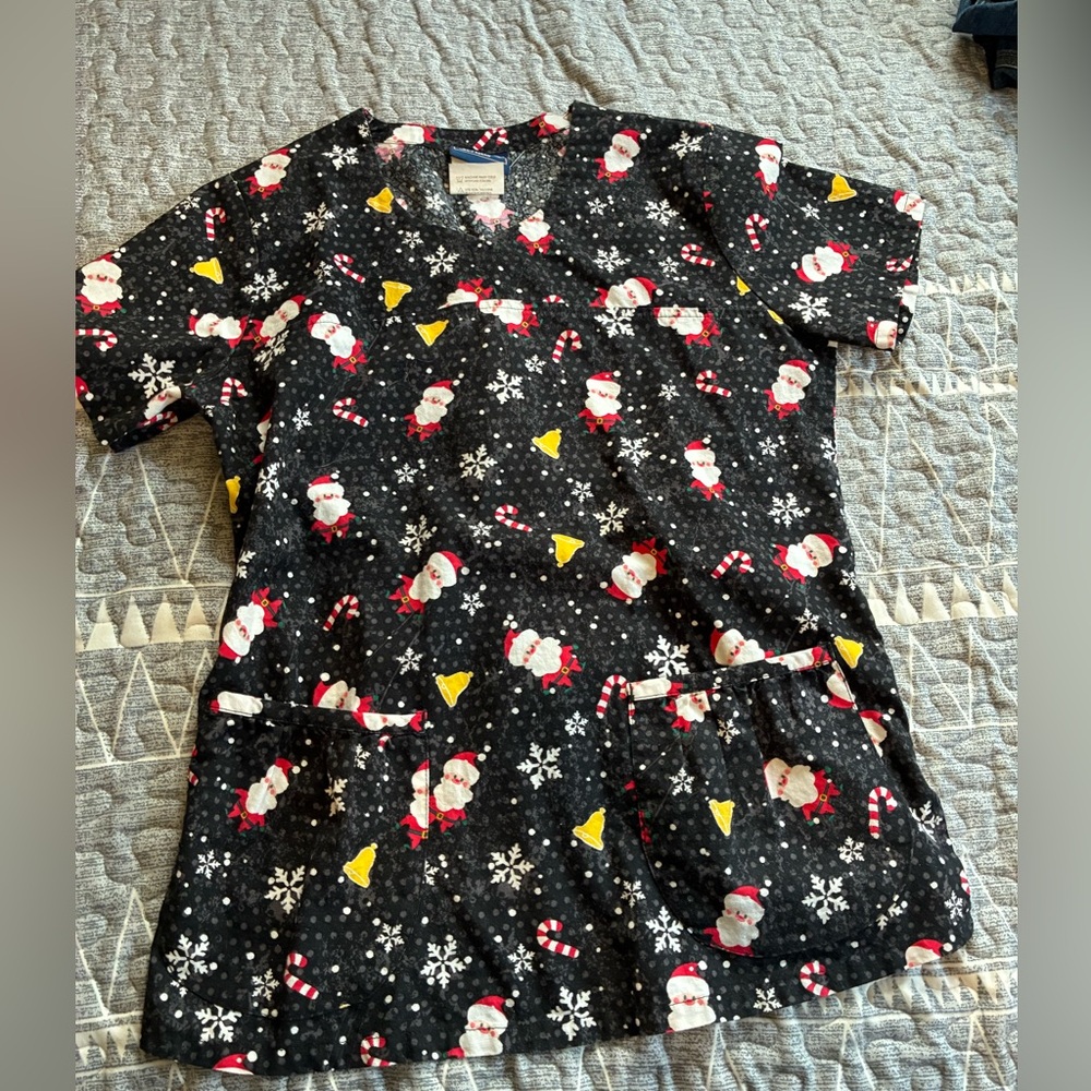 Sanibel Scrubs Christmas Themed Scrub Top - Black with Santa and Snowflakes Sz S